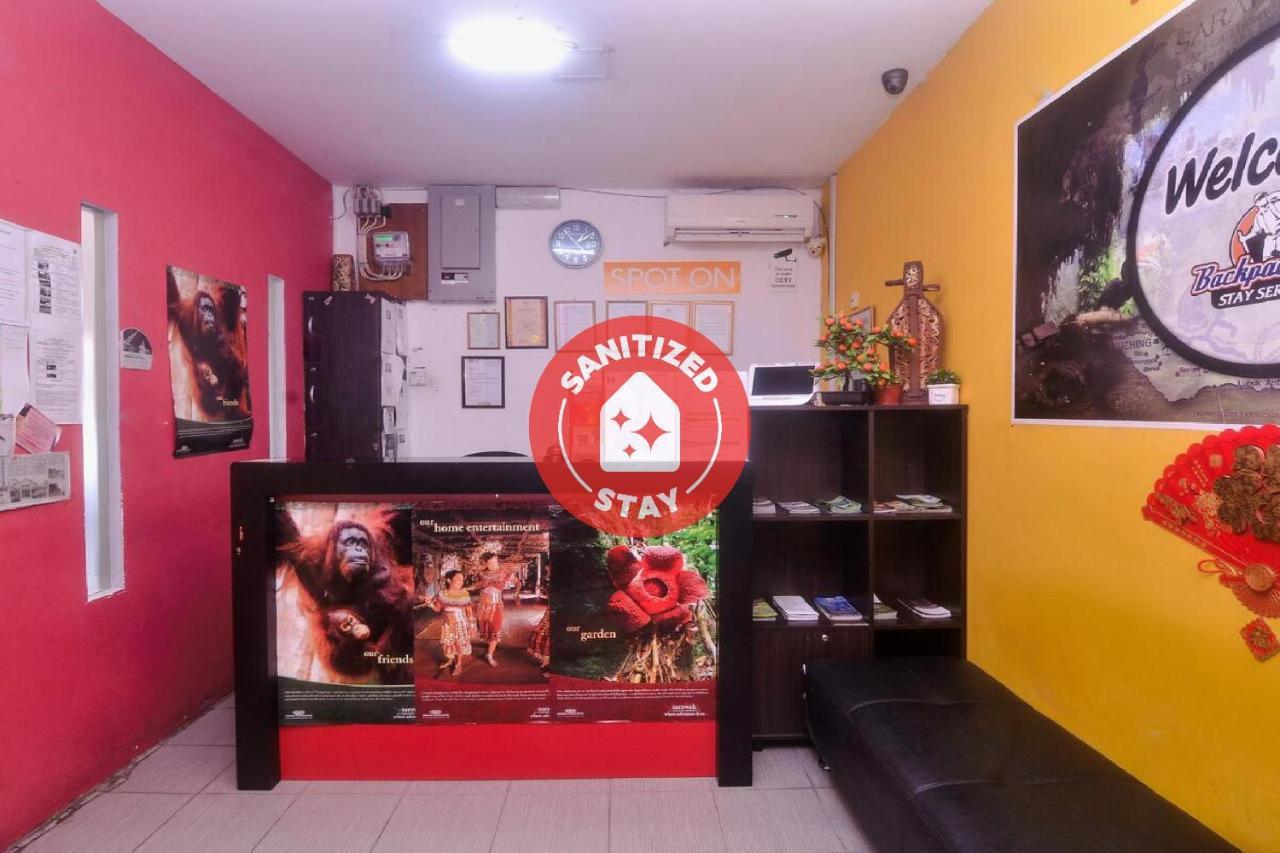 Spot On 89886 Backpacker'S Stay Services Kuching Luaran gambar