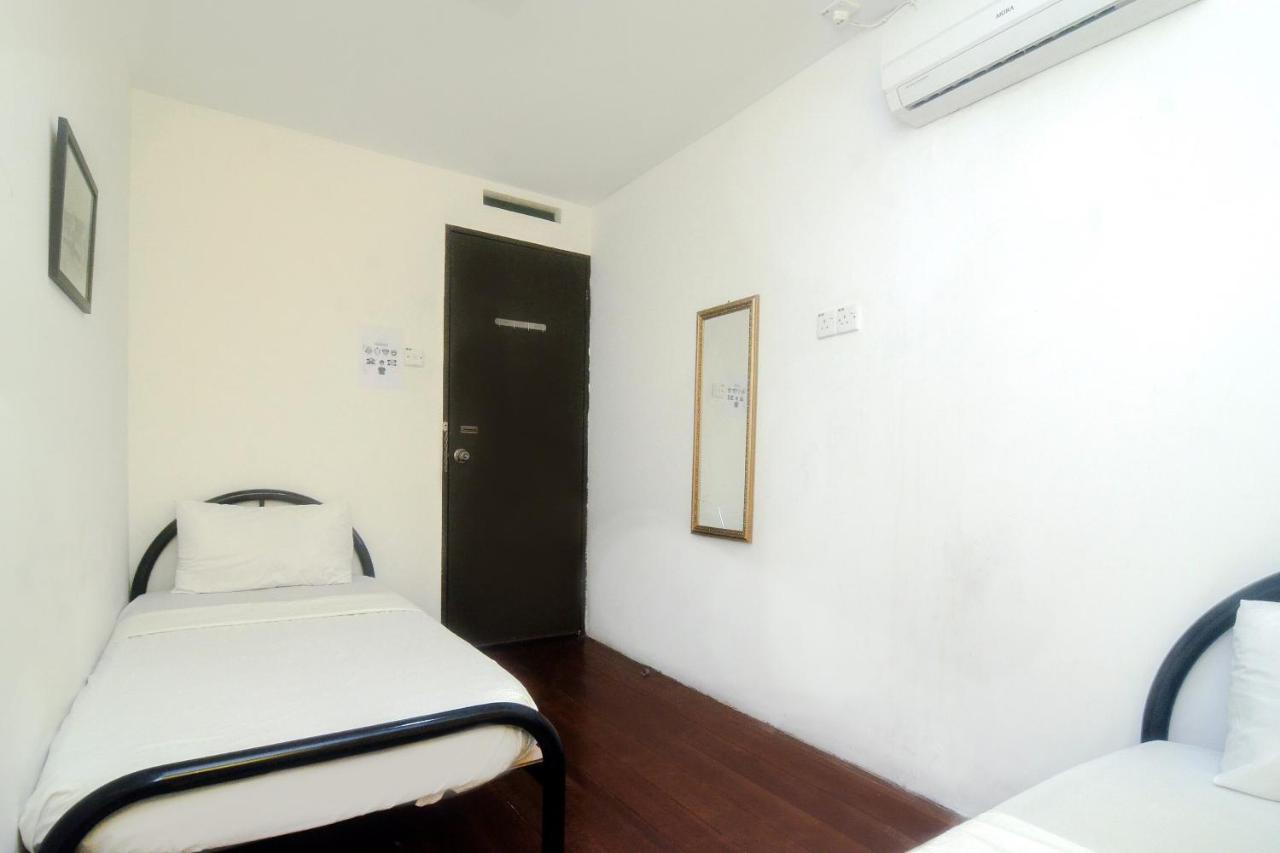 Spot On 89886 Backpacker'S Stay Services Kuching Luaran gambar